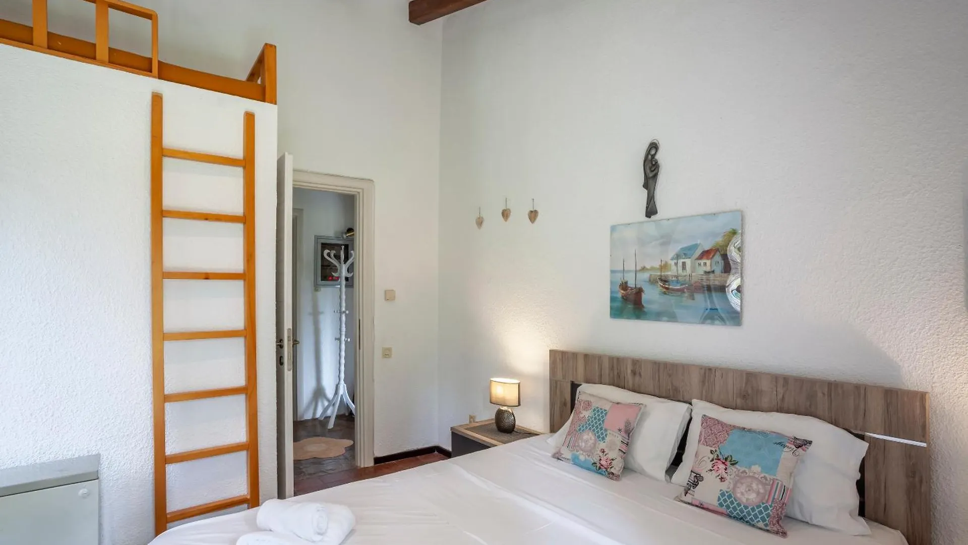 The Gift Sani Villa Grecia